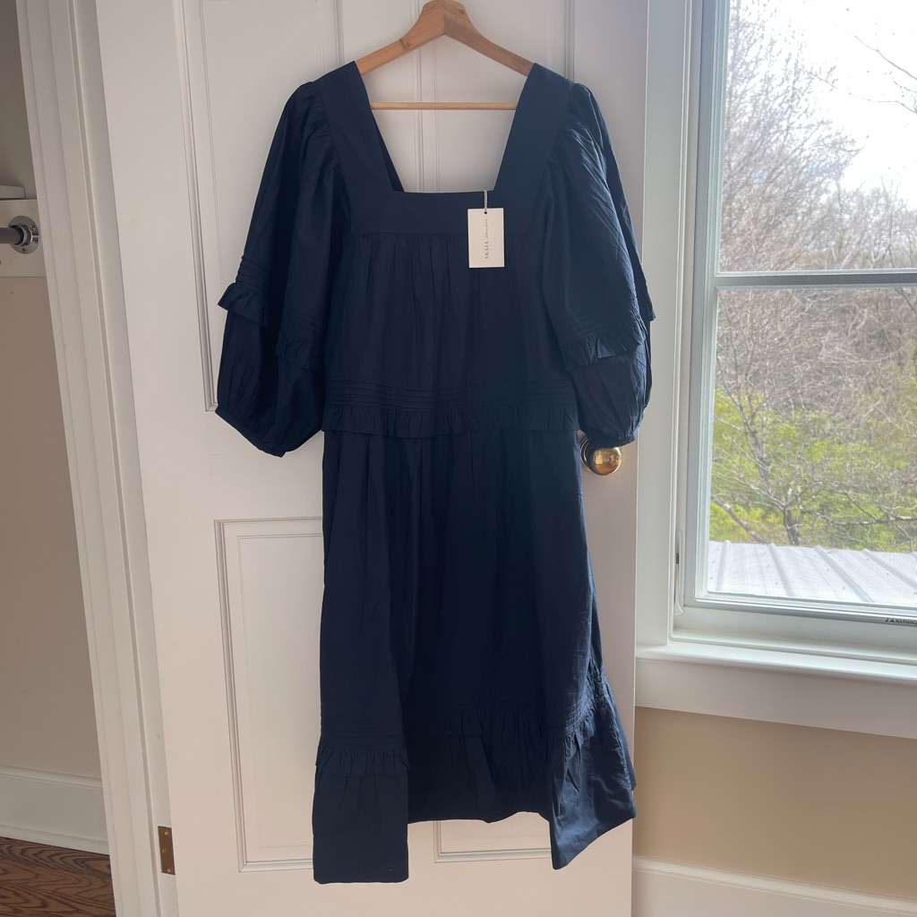 Elegant Navy Long Sleeve Dress